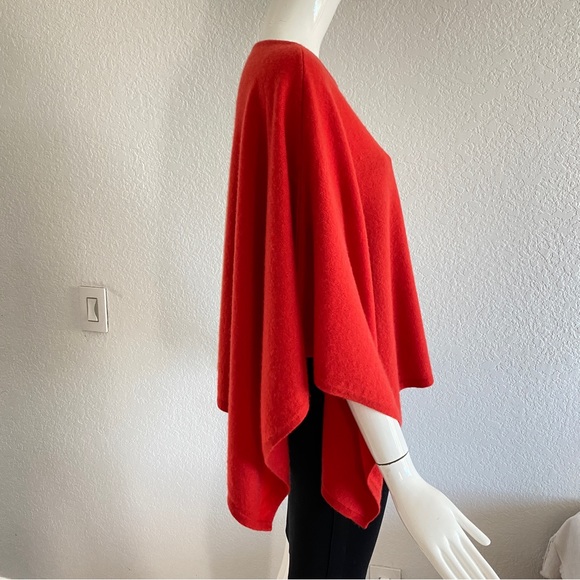 C.Z. Falconer red beige color block cashmere poncho - Picture 4 of 9